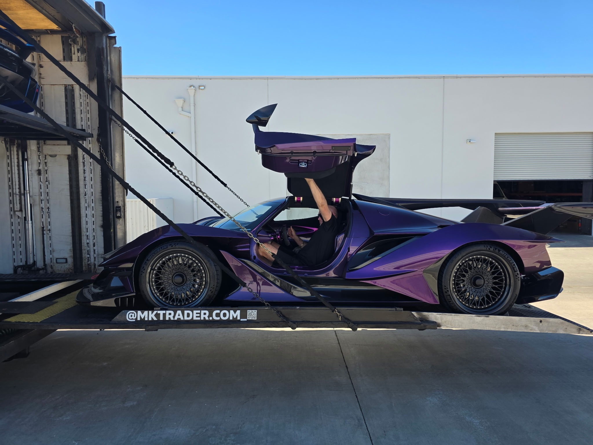 Apollo IE with doors raised