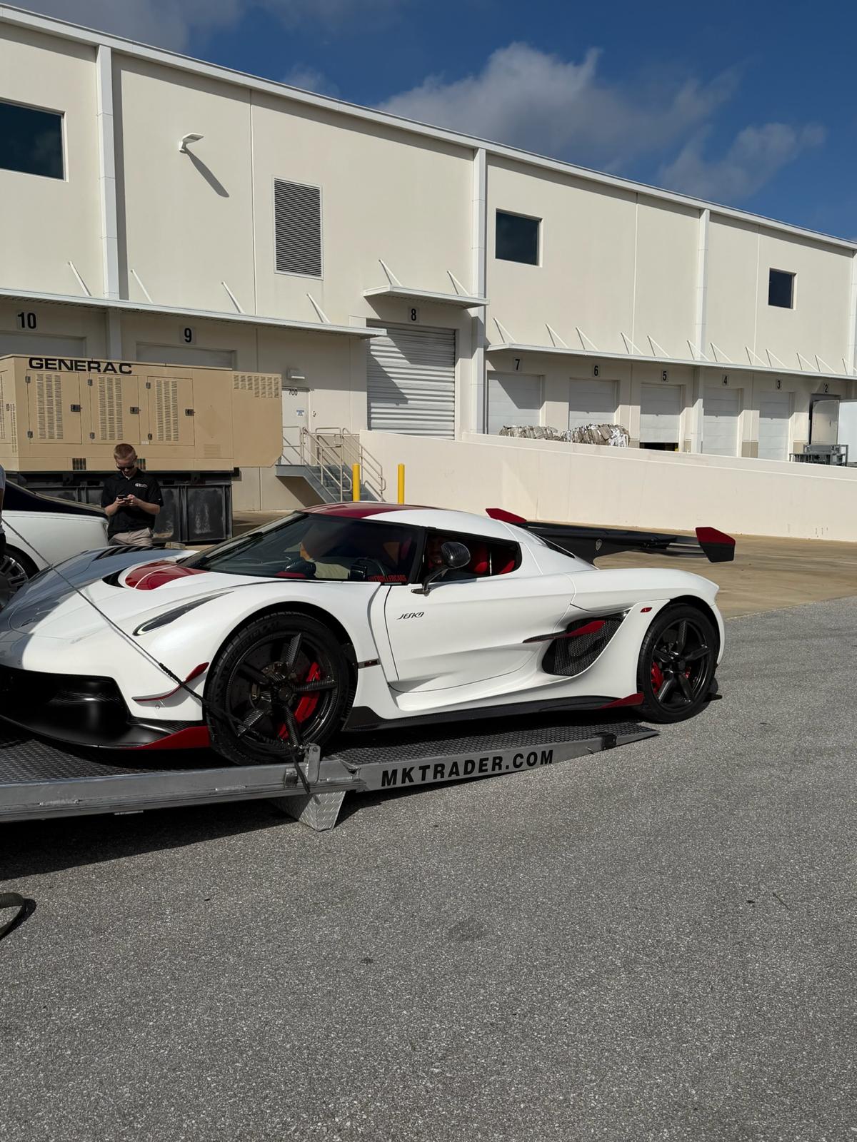 Koenigsegg Jesko on trailer